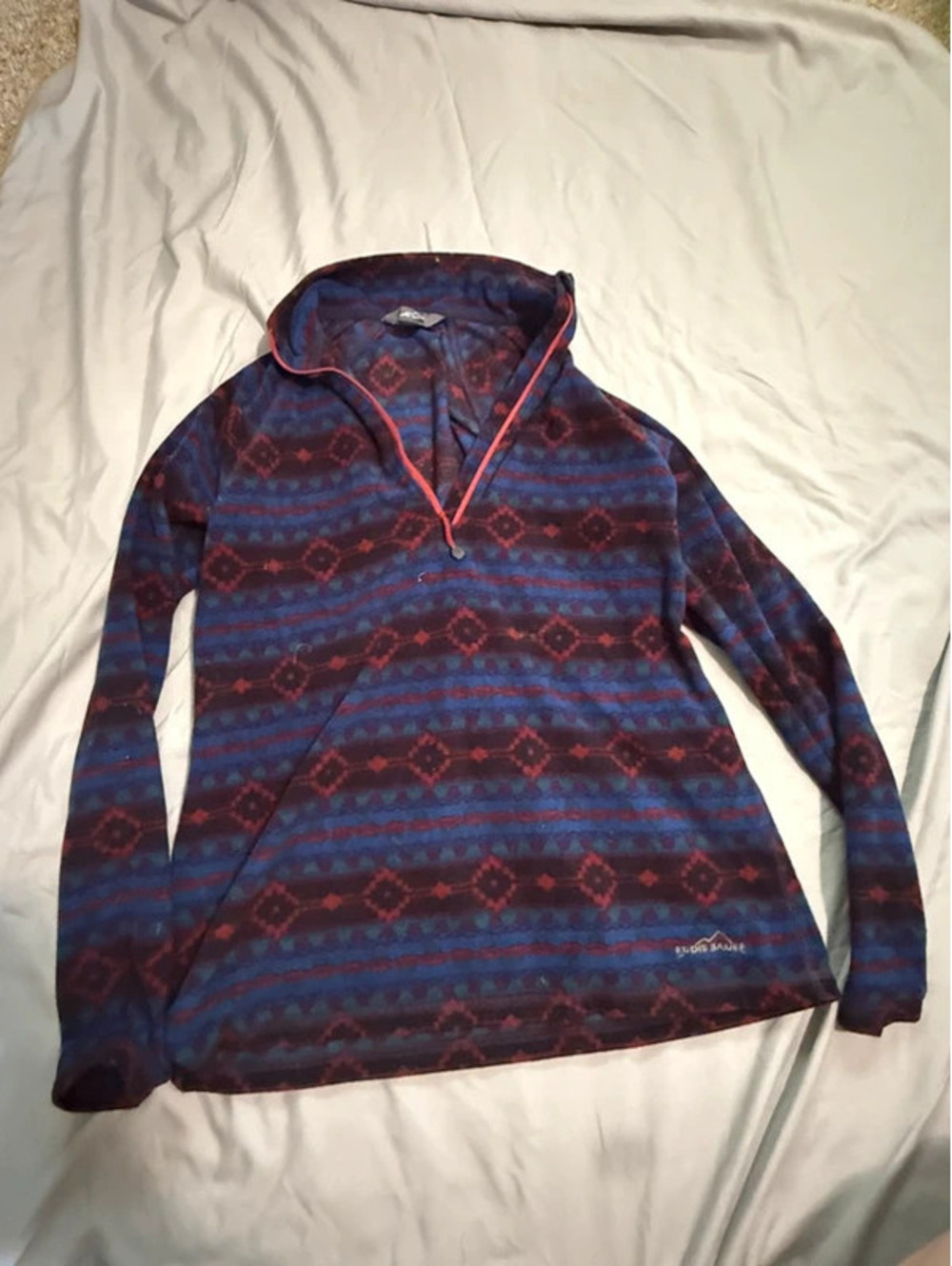 Eddie Bauer pullover